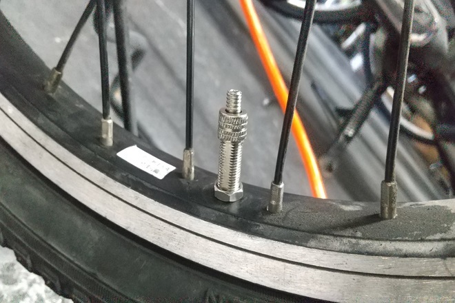 パナソニック ギュットパンク修理 | 特集 | 石川自動車通信 | 車の