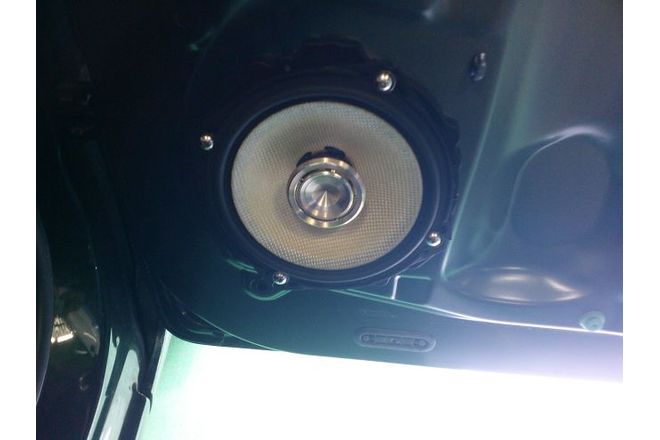 ホンダ N-BOX（JF3）セパレートスピーカー、インナーバッフル取り付け