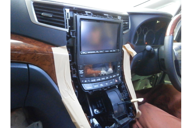 カーナビ付け替え アルパイン8インチから9インチ 参考価格税別 000 実績報告 パーツ取り付け 石川自動車通信 車のパーツ取り付けなら東大阪市の石川自動車へ